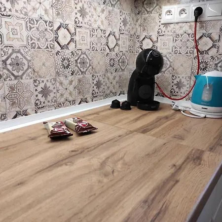 Cosy Flat In A Quiet Location With Free Parking Appartamento *